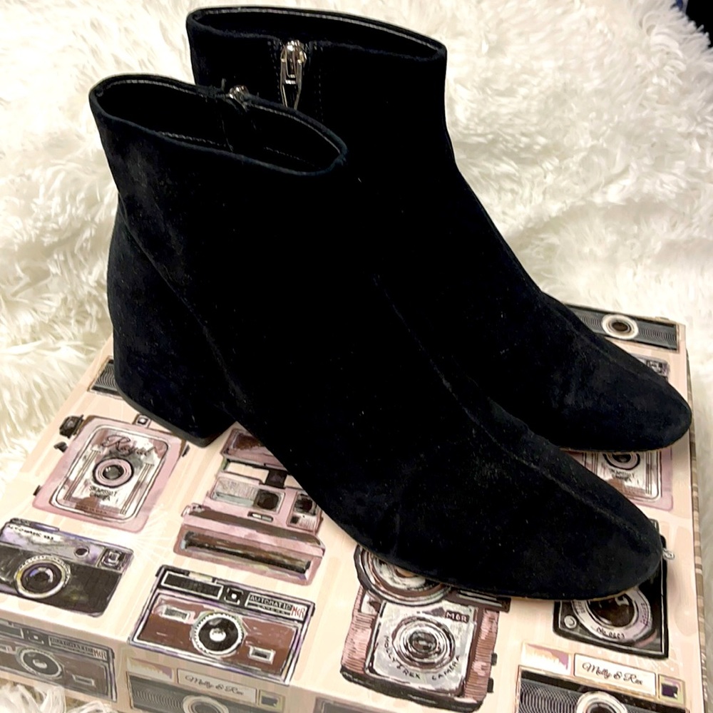 Black Suede Booties Dolce Vita Size 7.5